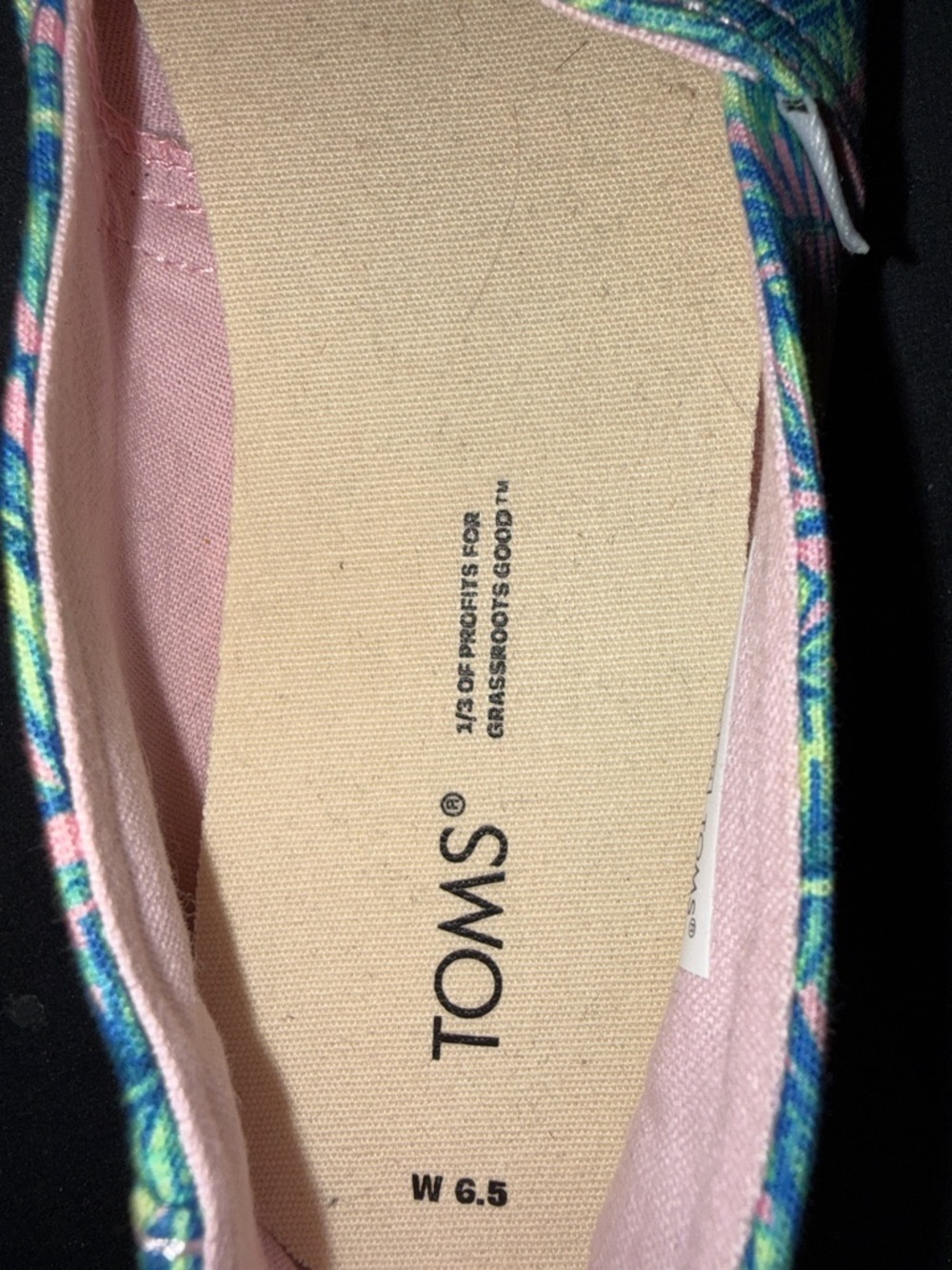 TOMS Tropical Leaf Print Pink & Green Alpargata Flats summer, flats, colorful - Picture 9 of 9
